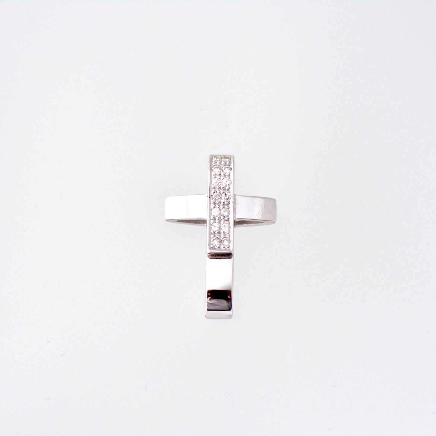 Brillantes Kreuz