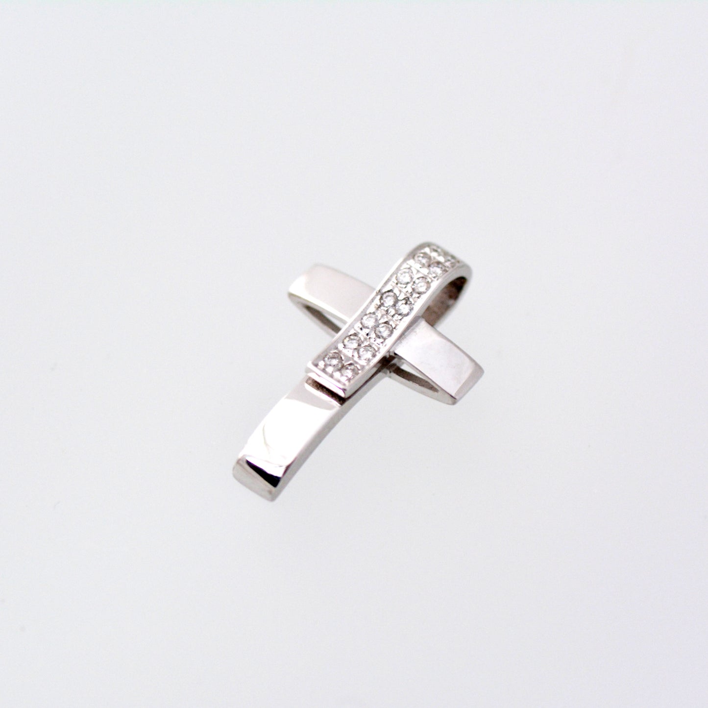 Brillantes Kreuz